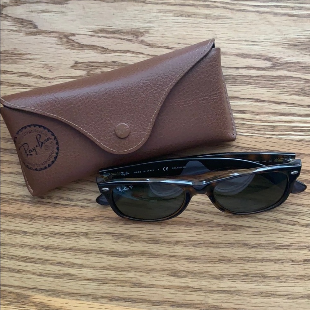 Ray-Ban “New Wayfarer” Tortoise Sunnies